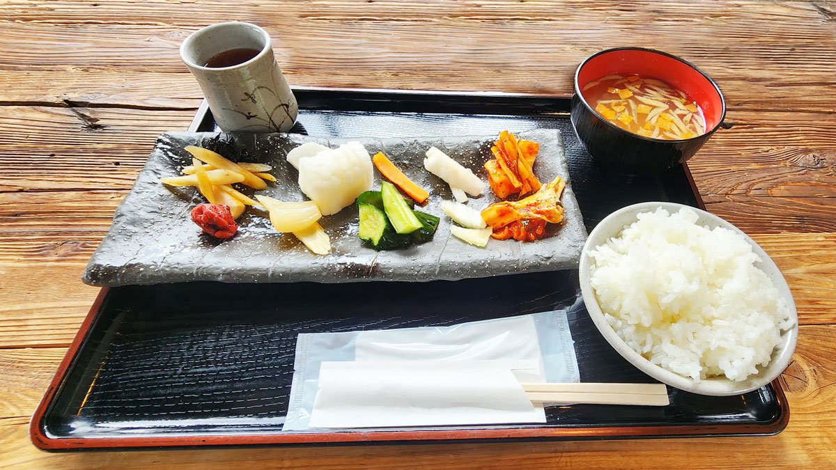 漬物ご飯味噌汁